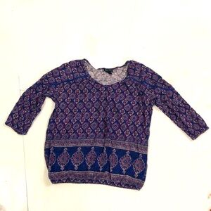 Lucky Brand M Top Blue Coral Pink Design soft stretchy elastic sleeve cuff